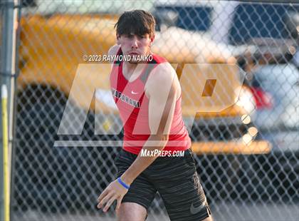 Thumbnail 2 in IHSAA Sectional 17 (Shot Put) photogallery.