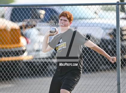 Thumbnail 3 in IHSAA Sectional 17 (Shot Put) photogallery.