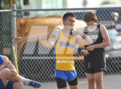Thumbnail 1 in IHSAA Sectional 17 (Shot Put) photogallery.