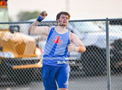 Thumbnail 2 in IHSAA Sectional 17 (Shot Put) photogallery.