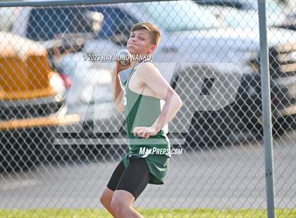 Thumbnail 1 in IHSAA Sectional 17 (Shot Put) photogallery.