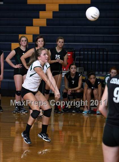 Thumbnail 1 in Cedar Park vs Midwy photogallery.