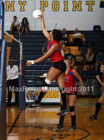 Thumbnail 1 in Cedar Park vs Midwy photogallery.