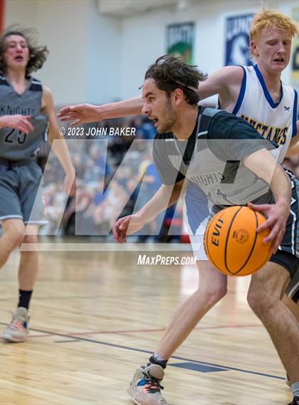 Thumbnail 2 in Lund vs. Round Mountain (NIAA 1A Central League Semifinal) photogallery.