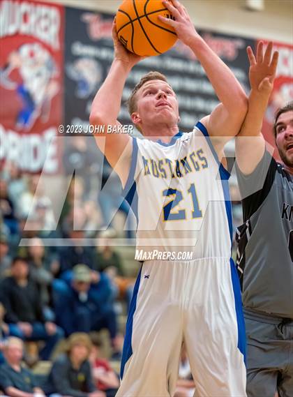 Thumbnail 1 in Lund vs. Round Mountain (NIAA 1A Central League Semifinal) photogallery.