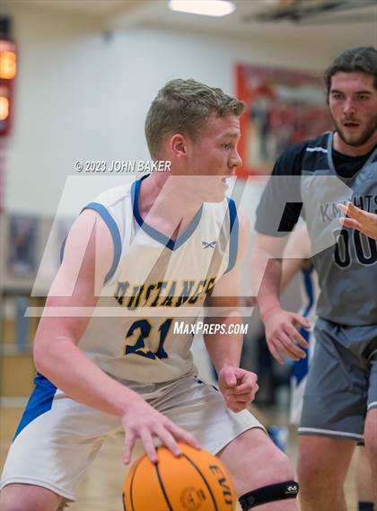 Thumbnail 1 in Lund vs. Round Mountain (NIAA 1A Central League Semifinal) photogallery.