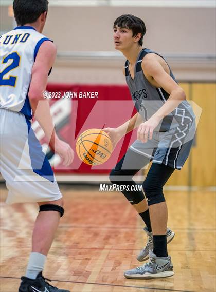 Thumbnail 2 in Lund vs. Round Mountain (NIAA 1A Central League Semifinal) photogallery.