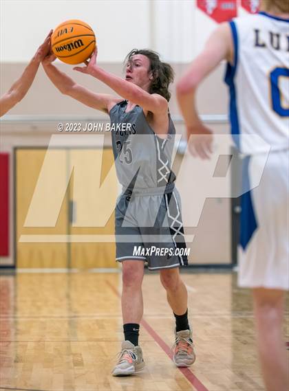 Thumbnail 1 in Lund vs. Round Mountain (NIAA 1A Central League Semifinal) photogallery.