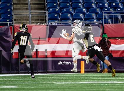 Thumbnail 2 in Central vs. Duxbury (MIAA Division 3 State Final) photogallery.