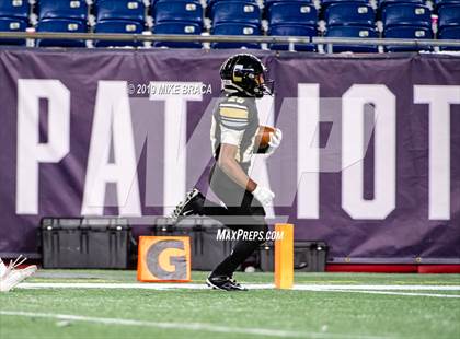 Thumbnail 2 in Central vs. Duxbury (MIAA Division 3 State Final) photogallery.