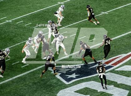 Thumbnail 1 in Central vs. Duxbury (MIAA Division 3 State Final) photogallery.