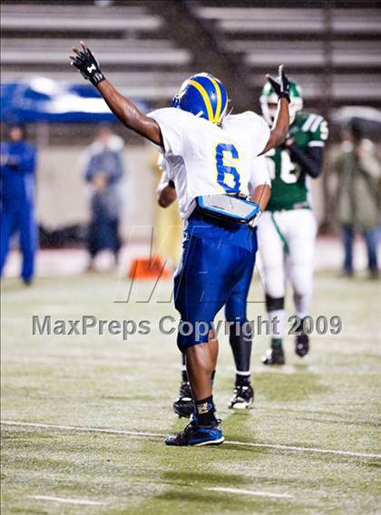 Thumbnail 1 in Monrovia vs. San Dimas (CIF SS Mid Valley Division Final) photogallery.