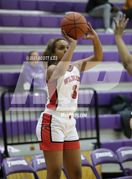 Thumbnail 1 in Example Academy Red vs. Westerville South (OGBR Classic in the City) photogallery.