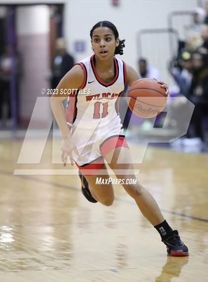 Thumbnail 3 in Example Academy Red vs. Westerville South (OGBR Classic in the City) photogallery.
