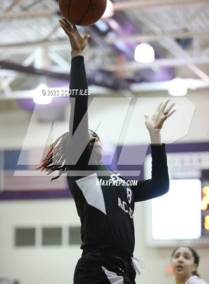 Thumbnail 2 in Example Academy Red vs. Westerville South (OGBR Classic in the City) photogallery.
