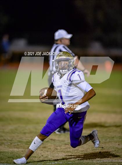 Thumbnail 2 in Sabino @ Catalina Foothills photogallery.
