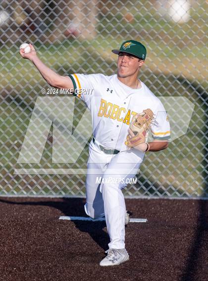 Thumbnail 1 in Seaman @ Basehor-Linwood photogallery.