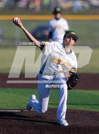 Thumbnail 2 in Seaman @ Basehor-Linwood photogallery.