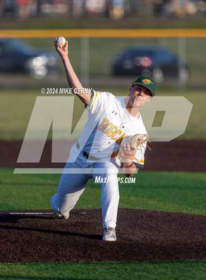 Thumbnail 1 in Seaman @ Basehor-Linwood photogallery.
