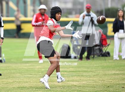 Thumbnail 3 in Capistrano Valley vs. Palos Verdes  (Battle at the Beach) photogallery.