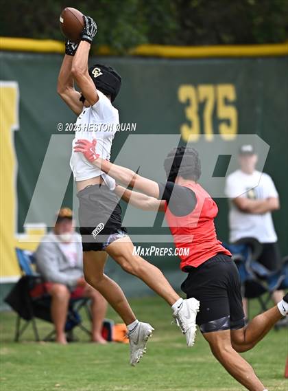 Thumbnail 3 in Capistrano Valley vs. Palos Verdes  (Battle at the Beach) photogallery.