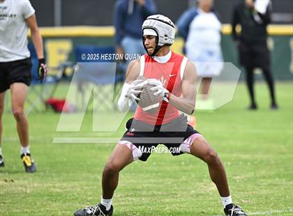 Thumbnail 3 in Capistrano Valley vs. Palos Verdes  (Battle at the Beach) photogallery.