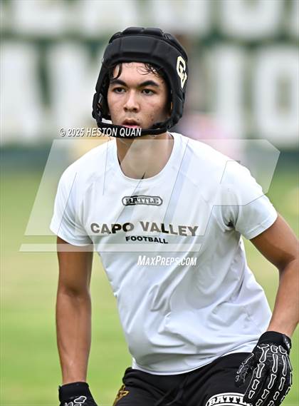 Thumbnail 3 in Capistrano Valley vs. Palos Verdes  (Battle at the Beach) photogallery.