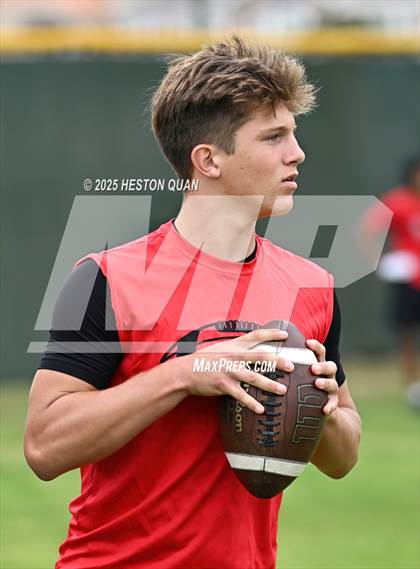 Thumbnail 3 in Capistrano Valley vs. Palos Verdes  (Battle at the Beach) photogallery.
