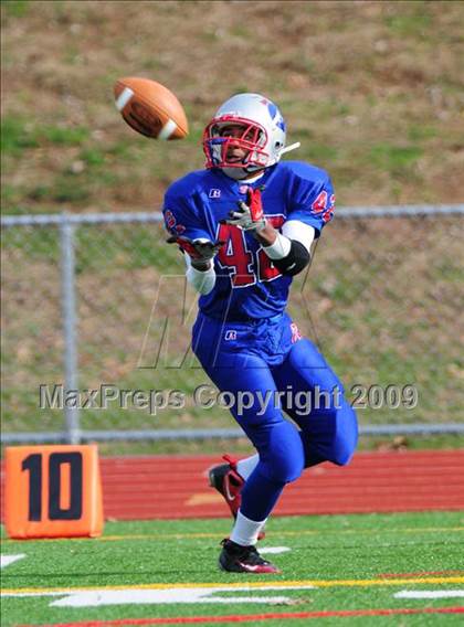 Thumbnail 1 in Simsbury @ Glastonbury photogallery.