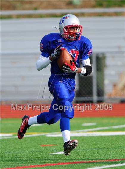 Thumbnail 1 in Simsbury @ Glastonbury photogallery.