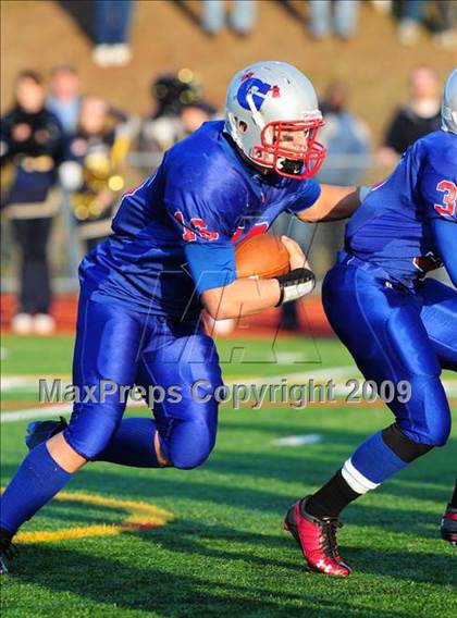 Thumbnail 3 in Simsbury @ Glastonbury photogallery.