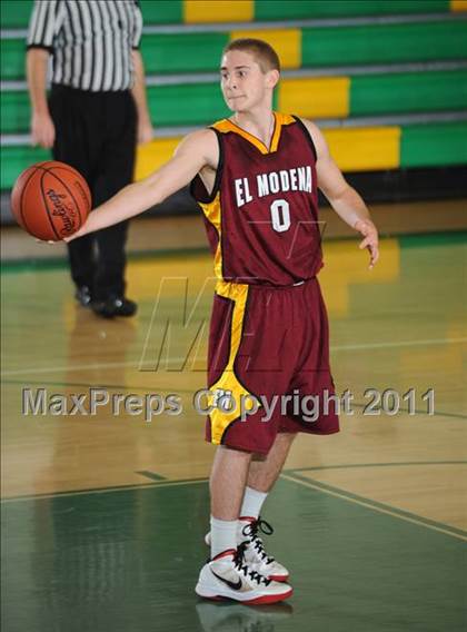 Thumbnail 3 in Mt. Carmel vs. El Modena (National Prep Classic) photogallery.