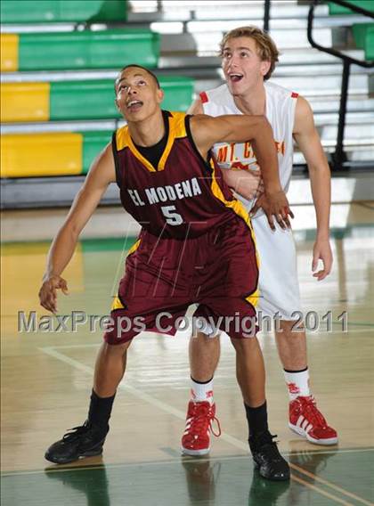 Thumbnail 3 in Mt. Carmel vs. El Modena (National Prep Classic) photogallery.