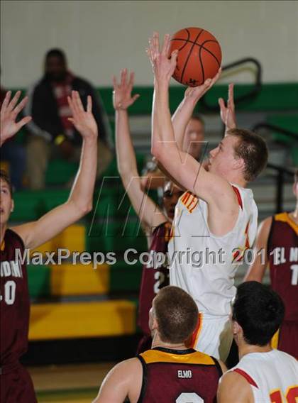 Thumbnail 1 in Mt. Carmel vs. El Modena (National Prep Classic) photogallery.