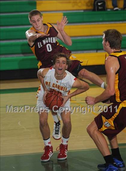 Thumbnail 3 in Mt. Carmel vs. El Modena (National Prep Classic) photogallery.