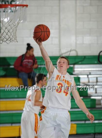 Thumbnail 1 in Mt. Carmel vs. El Modena (National Prep Classic) photogallery.
