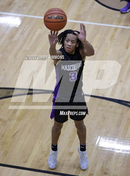 Thumbnail 1 in Collinsville @ Mascoutah (Mascoutah Tip-Off Classic) photogallery.