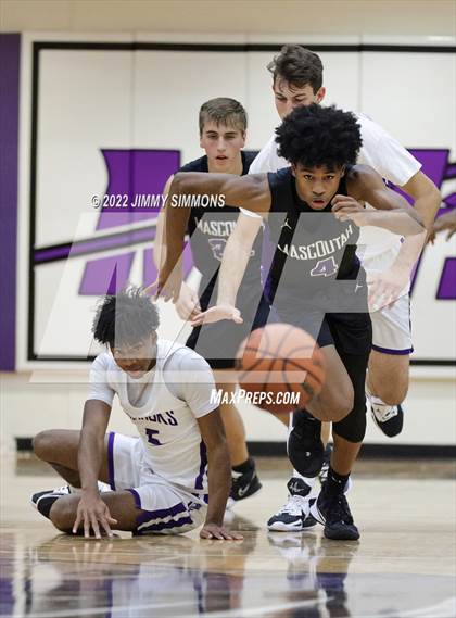 Thumbnail 2 in Collinsville @ Mascoutah (Mascoutah Tip-Off Classic) photogallery.