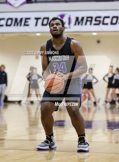 Thumbnail 3 in Collinsville @ Mascoutah (Mascoutah Tip-Off Classic) photogallery.