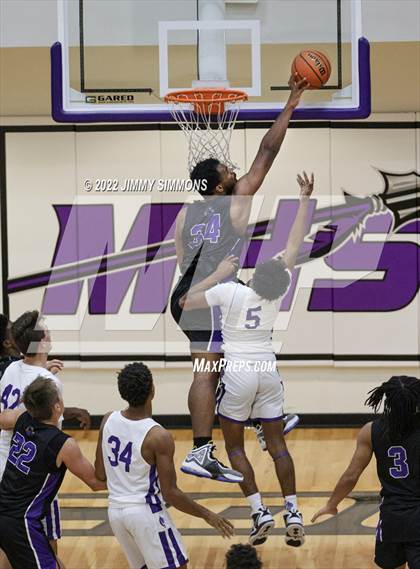 Thumbnail 3 in Collinsville @ Mascoutah (Mascoutah Tip-Off Classic) photogallery.