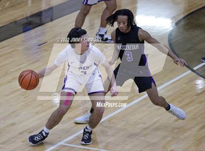 Thumbnail 3 in Collinsville @ Mascoutah (Mascoutah Tip-Off Classic) photogallery.