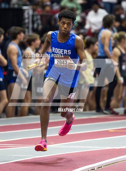 Thumbnail 3 in Arkansas High School Invitational photogallery.