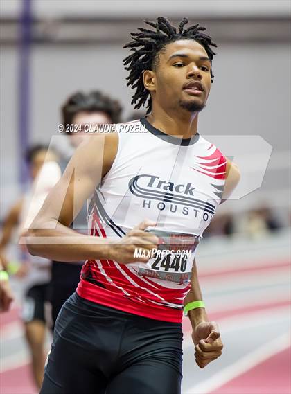 Thumbnail 2 in Arkansas High School Invitational photogallery.
