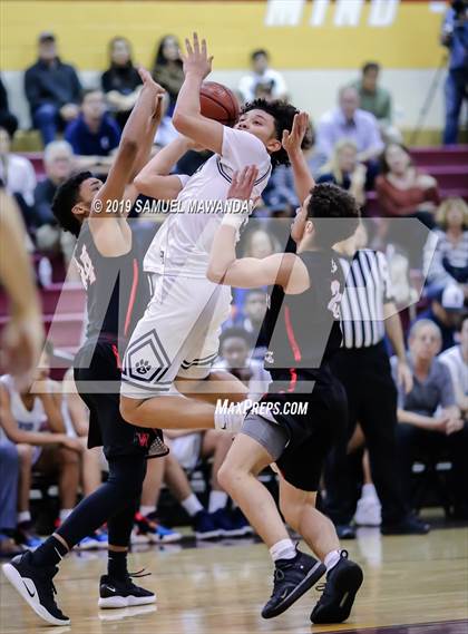 Thumbnail 1 in Loyola vs  Harvard-Westlake (Mission League Tournament) photogallery.