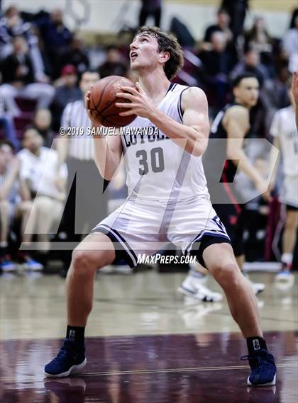 Thumbnail 1 in Loyola vs  Harvard-Westlake (Mission League Tournament) photogallery.