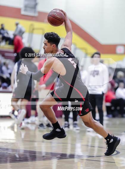 Thumbnail 3 in Loyola vs  Harvard-Westlake (Mission League Tournament) photogallery.