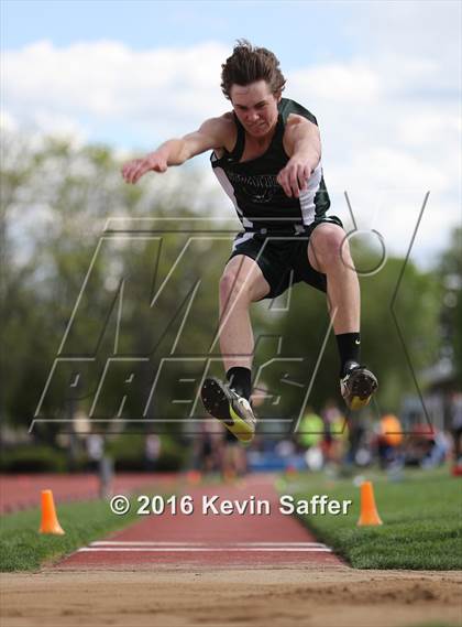 Thumbnail 2 in CHSAA Track and Field Championships photogallery.