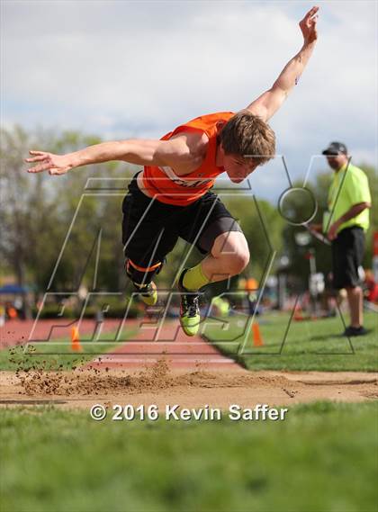 Thumbnail 2 in CHSAA Track and Field Championships photogallery.