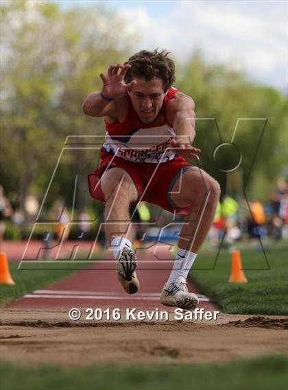 Thumbnail 3 in CHSAA Track and Field Championships photogallery.