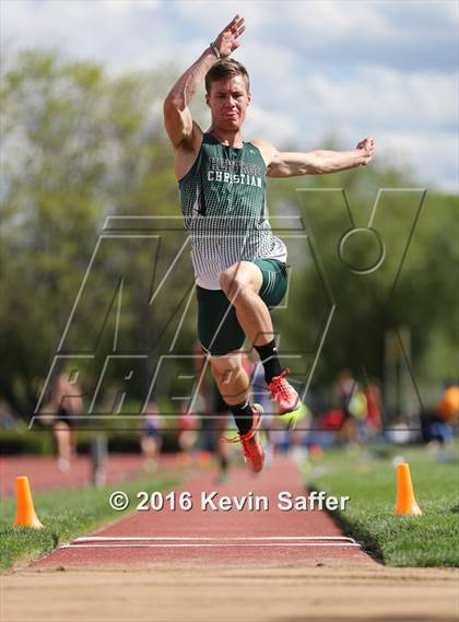 Thumbnail 3 in CHSAA Track and Field Championships photogallery.
